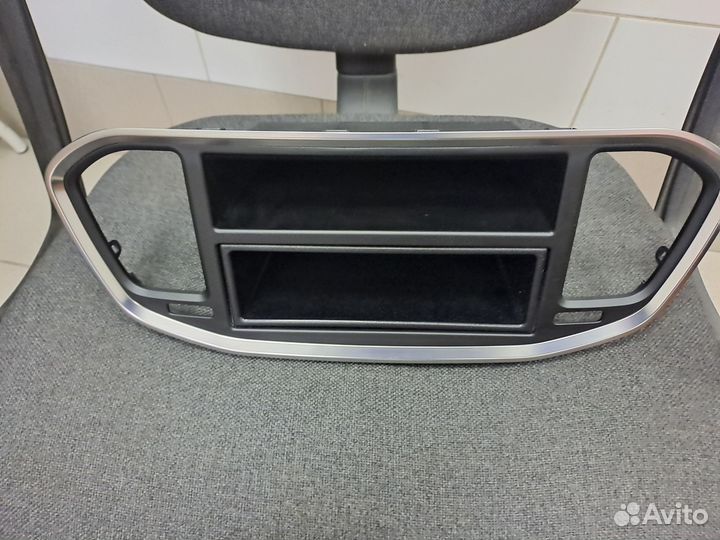 Рамка магнитолы Vesta NG