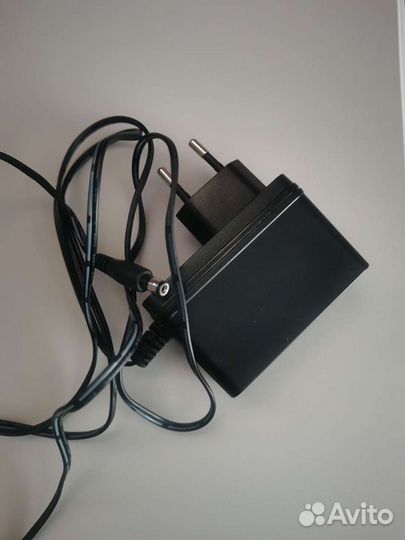 Пульт спутникого тв, блок питания, кабель