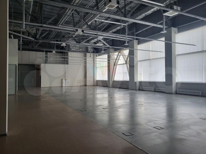 Офис 2000 м2 в БЦ на Пархоменко