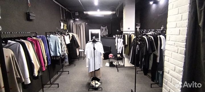 Шоурум женской и мужской одежды
