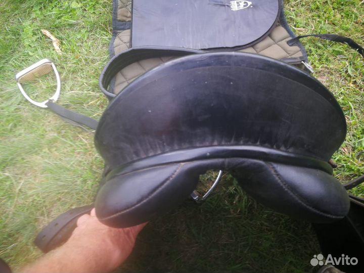 Седло конкурное, путлище, стремена, подпруга