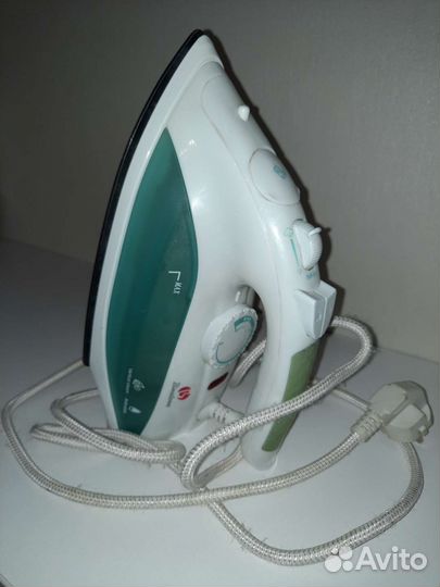 Утюг Binatone