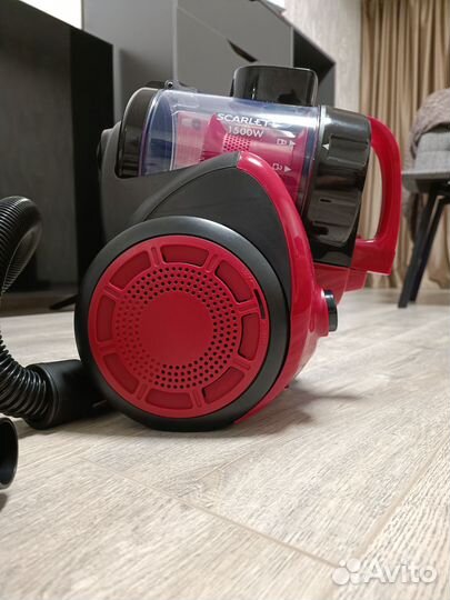 Пылесос Scarlett