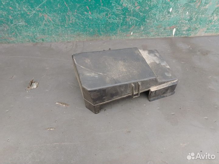 Крышка блока предохранителей Mazda 6 GG