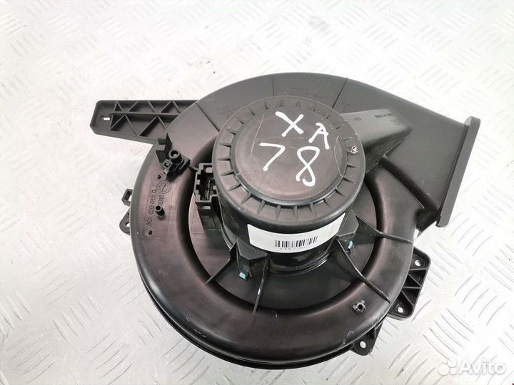 Моторчик печки seat Ibiza 3 2003 6Q1820015H