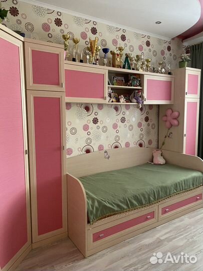 Меьель для детской комнаты Lazurit