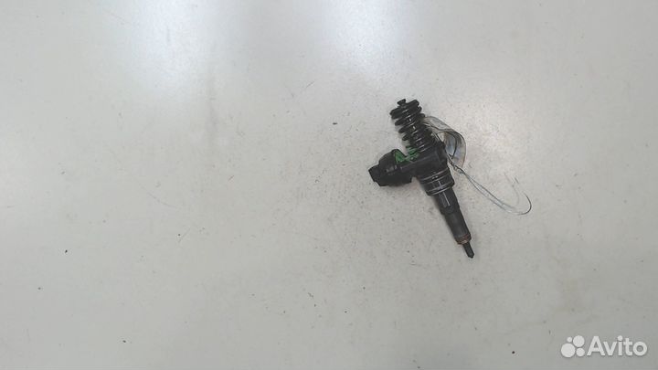 Форсунка топливная Volkswagen Passat 6, 2008