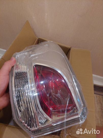 Фонарь задний mitsubishi outlander 3