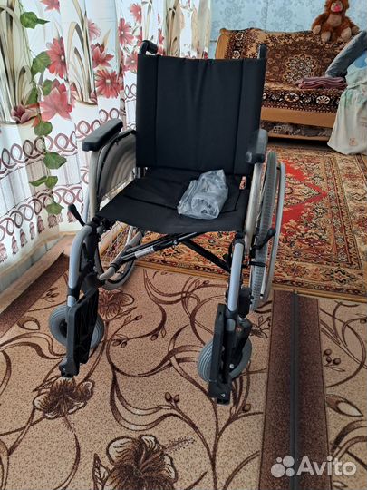 Инвалидная коляска новая комнатная