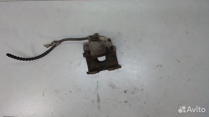 Суппорт Chrysler Town-Country, 1999