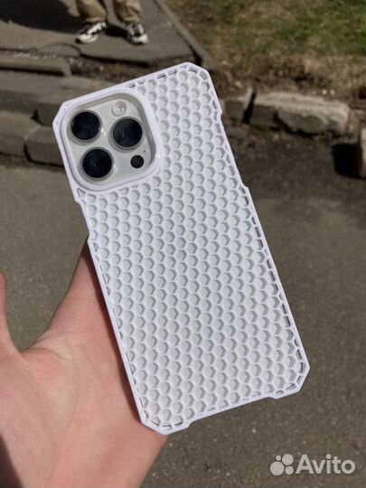 Чехол на iPhone
