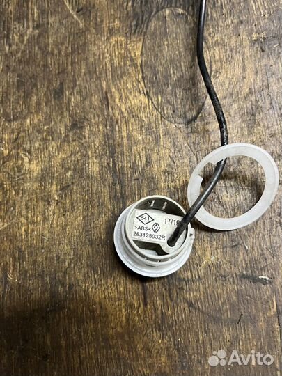 Лада ларгус микрофон