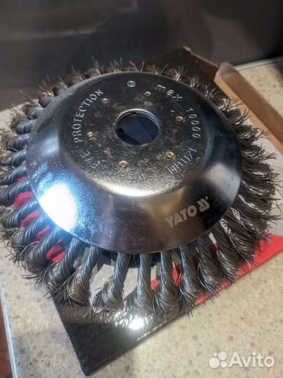 Щётка для дорожек