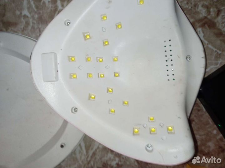 Лампа для маникюра