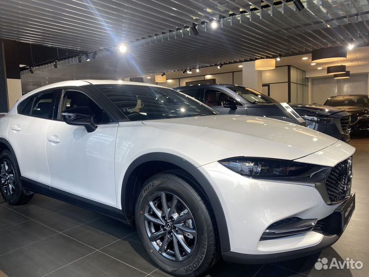 Mazda CX-4 2 AT, 2023