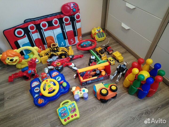 Игрушки для мальчика