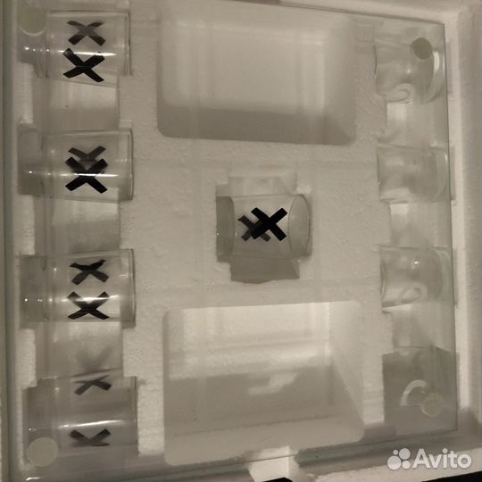 Игра крестики-нолики с рюмками