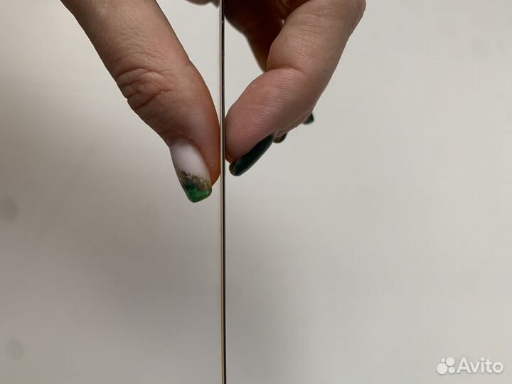 Защитное стекло на iPhone