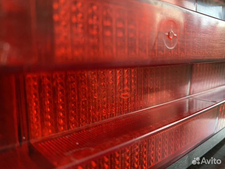 Фонарь задний левый Mercedes W124