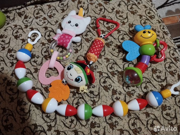Подвески погремушки дуга, игрушки
