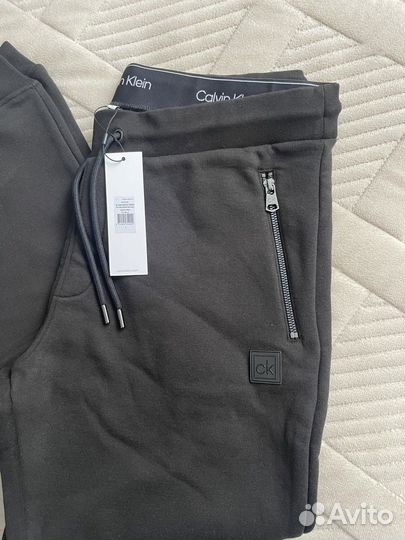 Спортивный костюм новый Calvin klein L