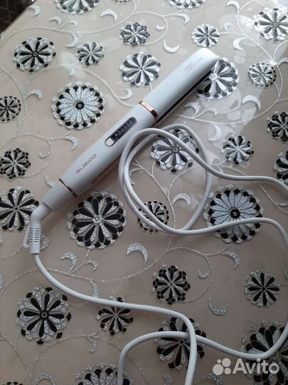 Выпрямитель для волос новый