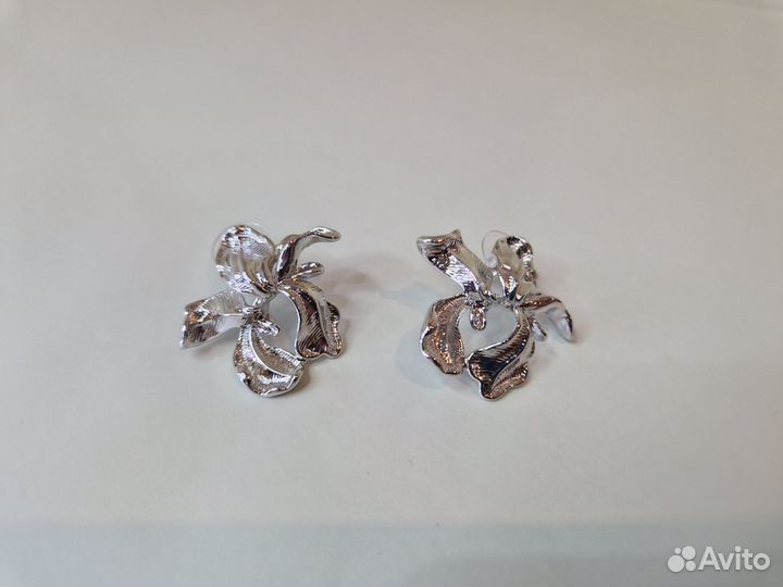 Серьги тренд