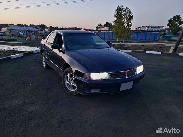 Mitsubishi Diamante, 2001