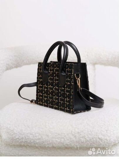 Новая женская сумка маленькая через плечо клатч