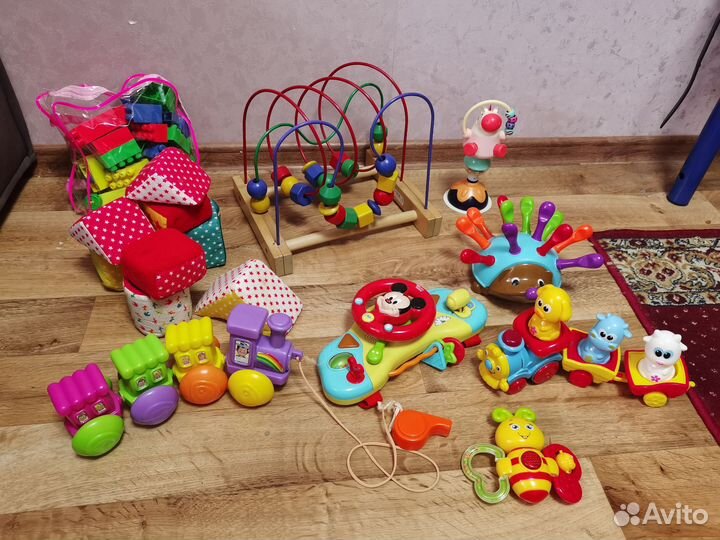 Развивающие игрушки пакетом