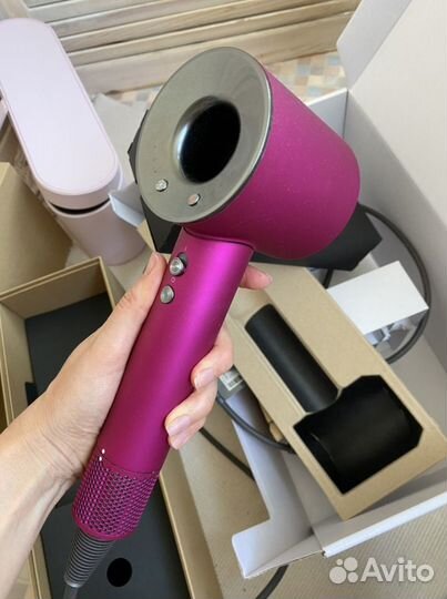 Фен Dyson оригинальный с чехлом