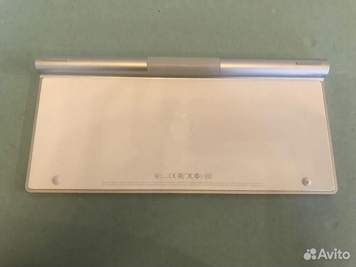 Клавиатура Apple Wireless Keyboard A1314