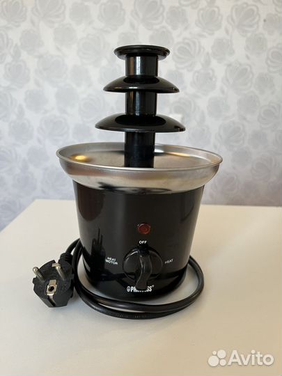 Шоколадный фонтан фондю