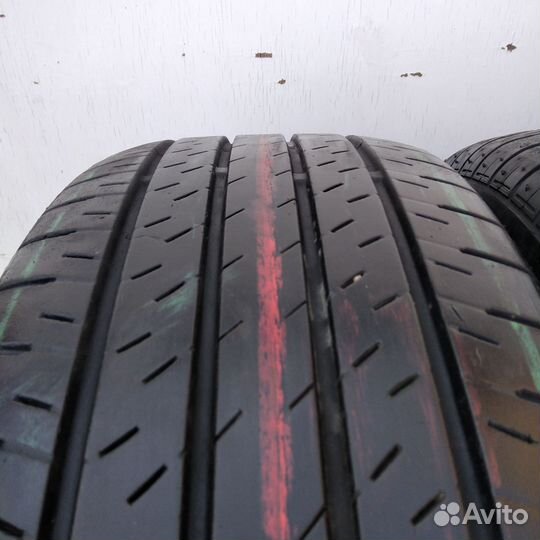 Bridgestone Dueler H/T 33 225/60 R18 100H