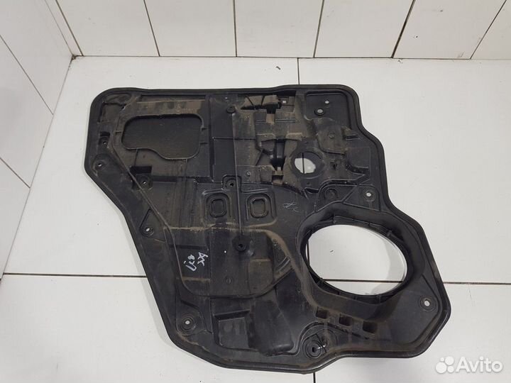 Панель двери задняя правая (Faw Besturn X80)