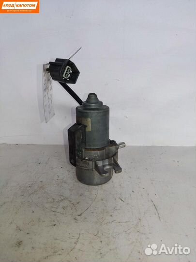 Вакуумный насос Volvo S40 2 2005 08684342