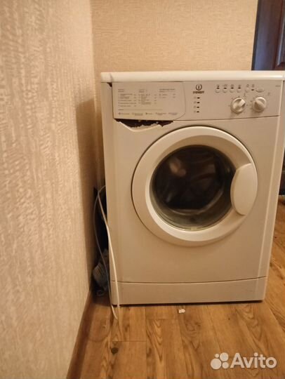 Стиральная машина indesit на запчасти