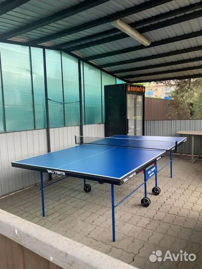 Теннисный стол