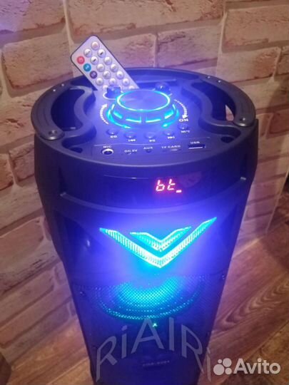 Блютуз колонка