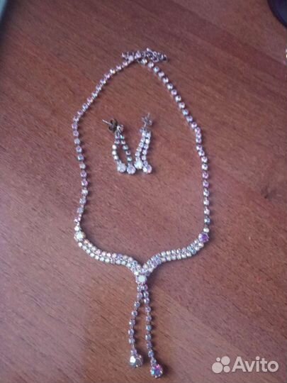 Колье и серьги