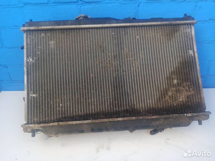 Радиатор охлаждения Honda Accord 5