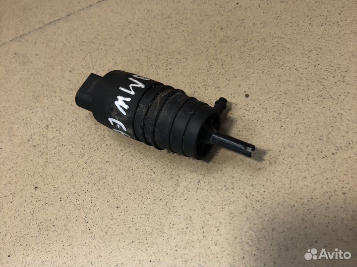 BMW 7 E65 Моторчик омывателя