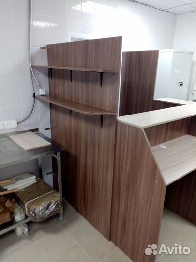 Стойка приёма и выдачи заказов для пиццерии, новая