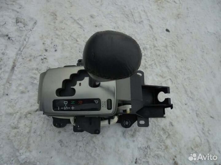 Селектор АКПП Toyota Avensis AZT251 2AZ-FSE 2007/4