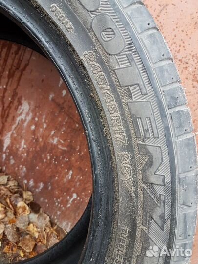 Bridgestone Potenza RE050 245/45 R17