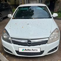 Opel Astra GTC 1.6 MT, 2010, 239 000 км, с пробегом, цена 310 000 руб.