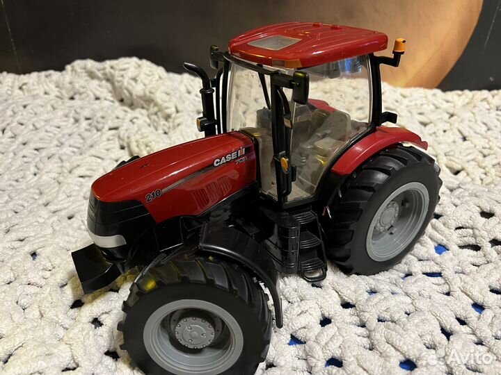 Игрушка Трактор case 210