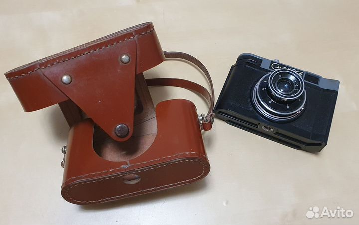 Плёночный фотоаппарат Смена 8