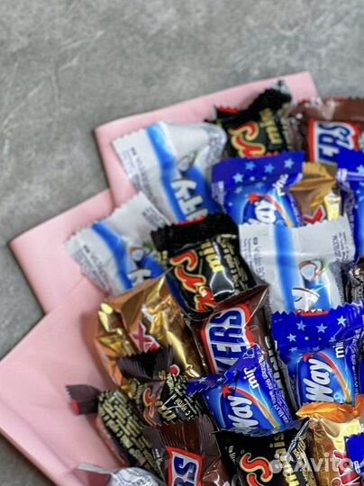 Сладкий букет из конфет