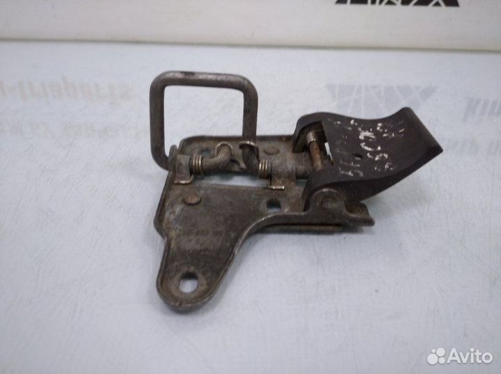 Крюк замка капота Skoda Octavia A7 5E3 до